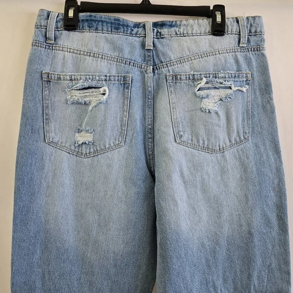 No Boundaries Jeans - Picture 6 of 11